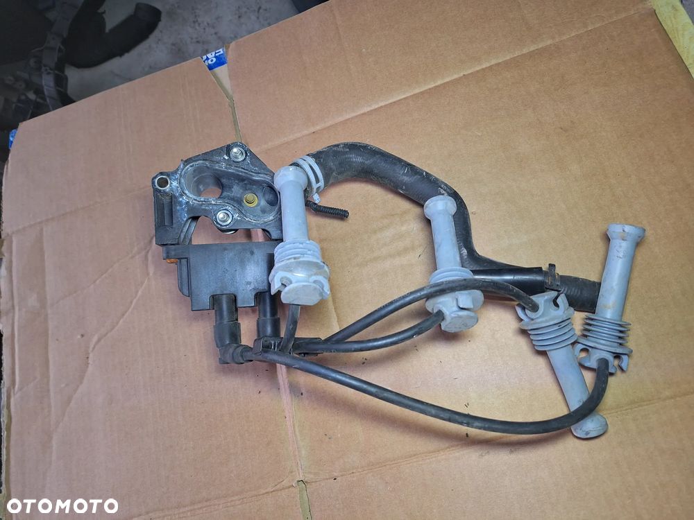 cewka zapłonowa z przewodami FORD FIESTA MK7 1.25 LIFT CM5G-12029-FB  koszyk 70 - 11