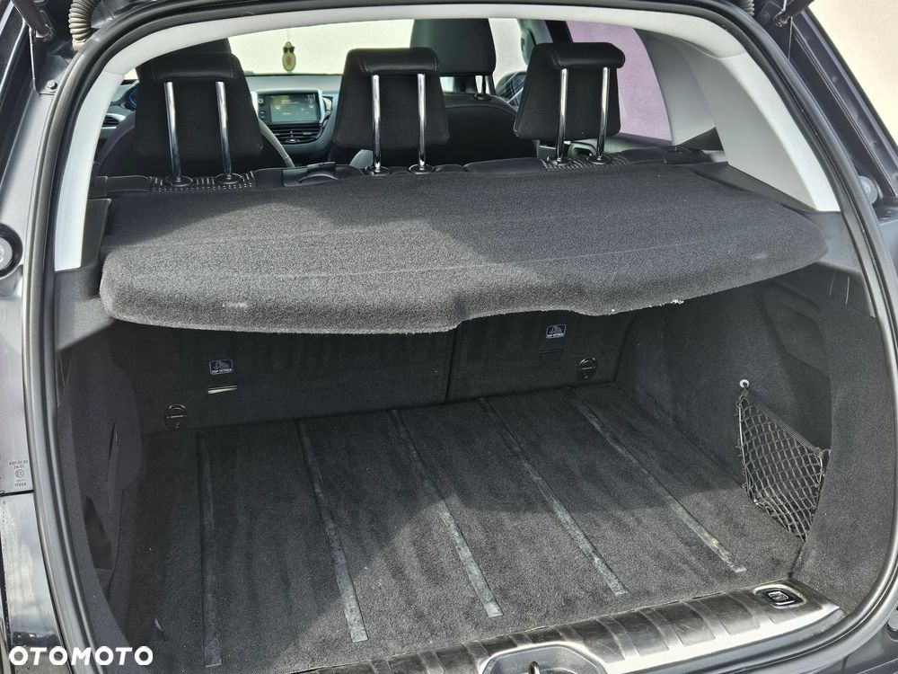 Peugeot 2008 - 10