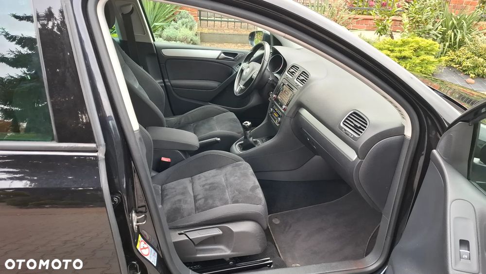 Volkswagen Golf 2.0 TDI DPF Highline - 7