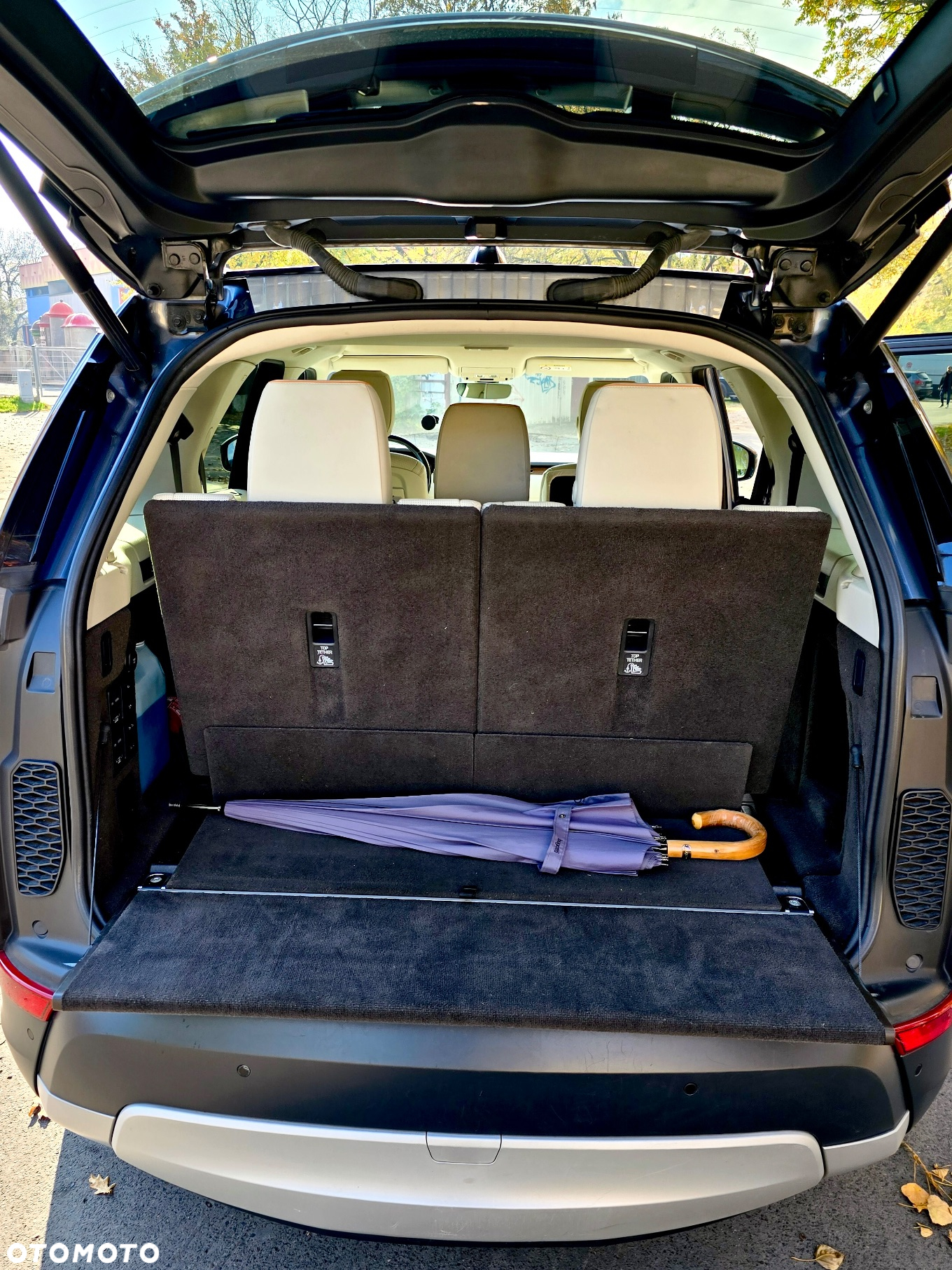 Land Rover Discovery V 2.0 SD4 HSE - 12