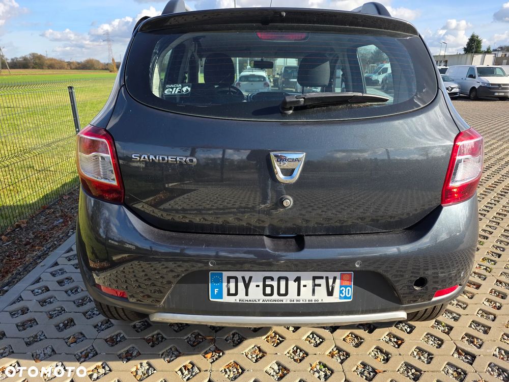 Dacia Sandero Stepway TCe 100 Celebration - 15
