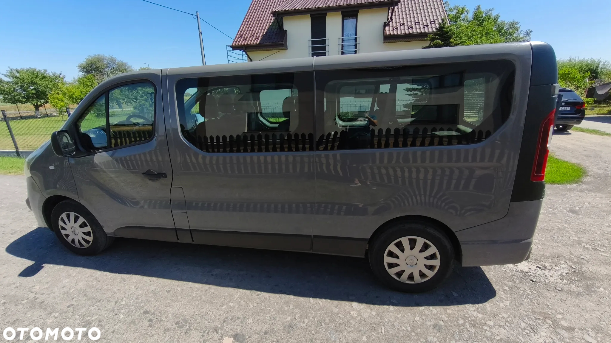 Opel Vivaro L2H1 2,9t Edition Elegance - 12