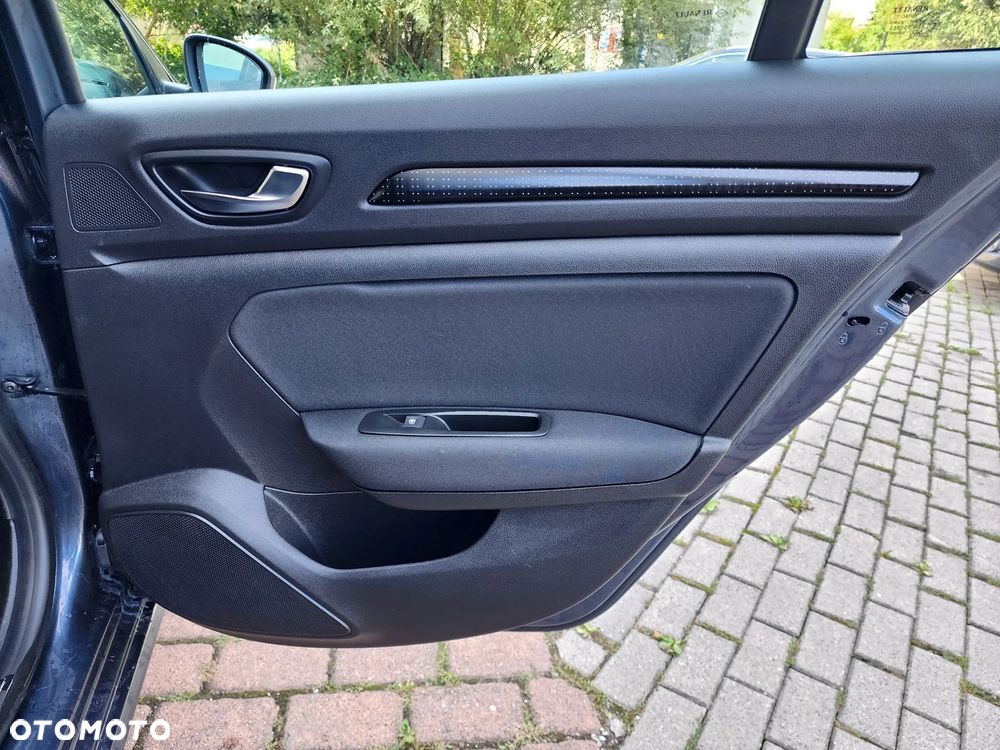 Renault Megane 1.6 SCe Limited - 34