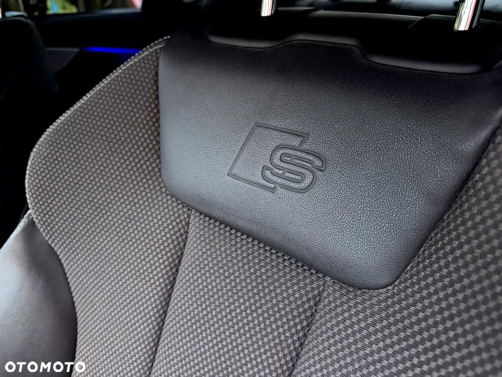Audi A4 Limousine 40 TFSI mHEV S Line S tronic - 40