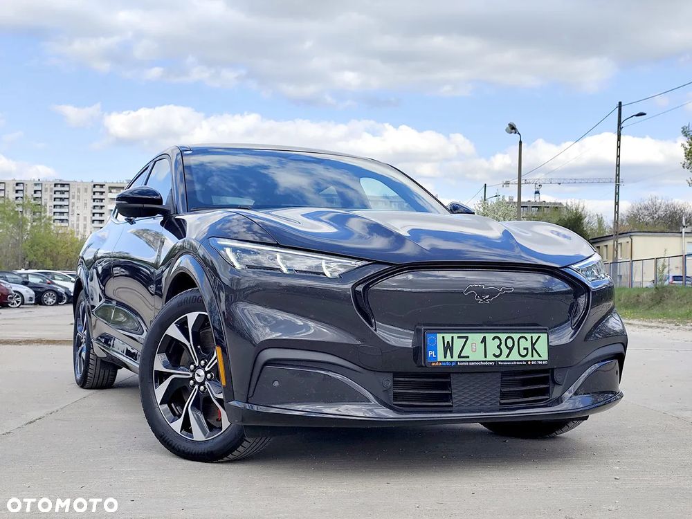 Ford Mustang Mach-E AWD PREMIUM - 3