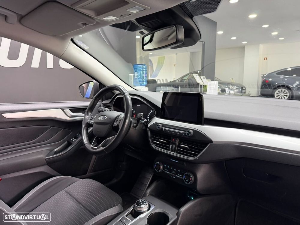 Ford Focus SW 1.0 EcoBoost Titanium Aut. - 35