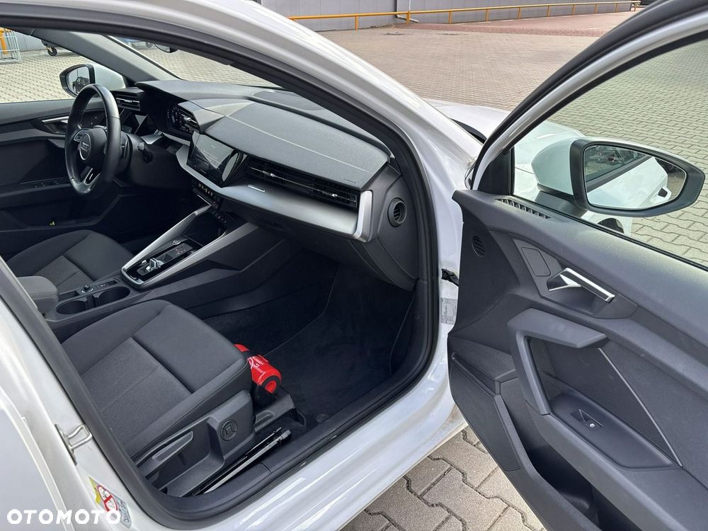 Audi A3 Sportback 1.5 TFSI S tronic - 16