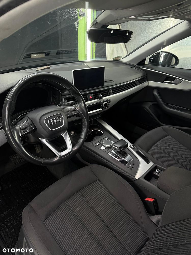 Audi A4 Avant 2.0 TDI S tronic - 28