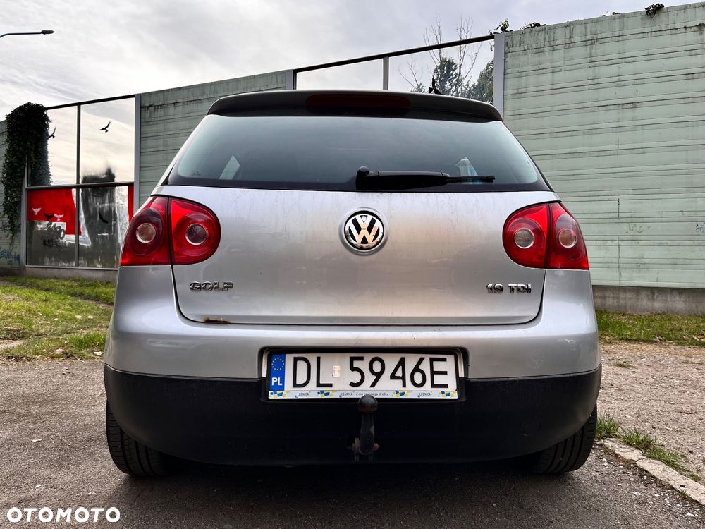 Volkswagen Golf - 3