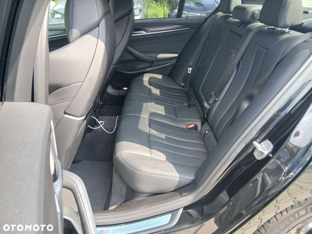 BMW Seria 5 - 21