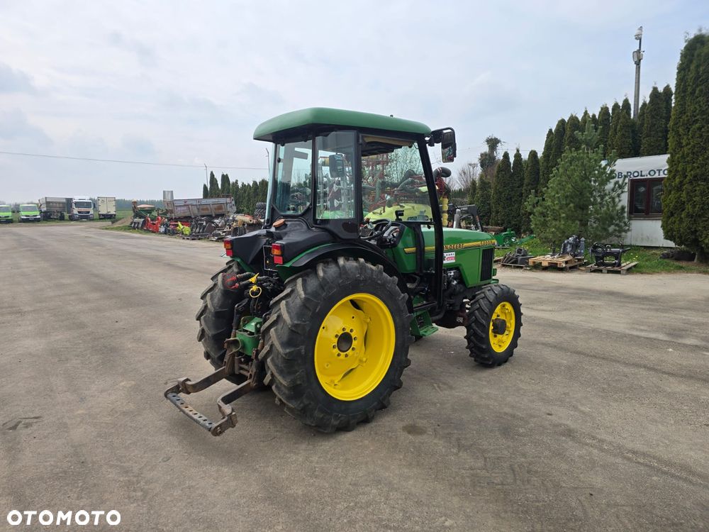 John Deere 5400N - 3