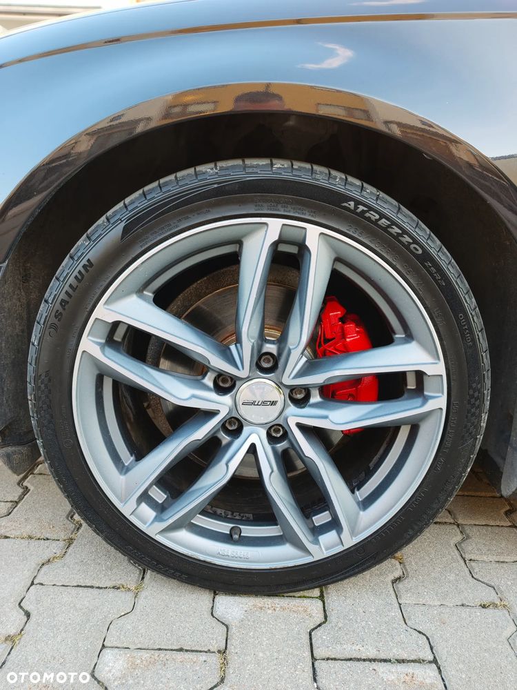 Audi A4 Avant 2.0 TDI ultra DPF Attraction - 18