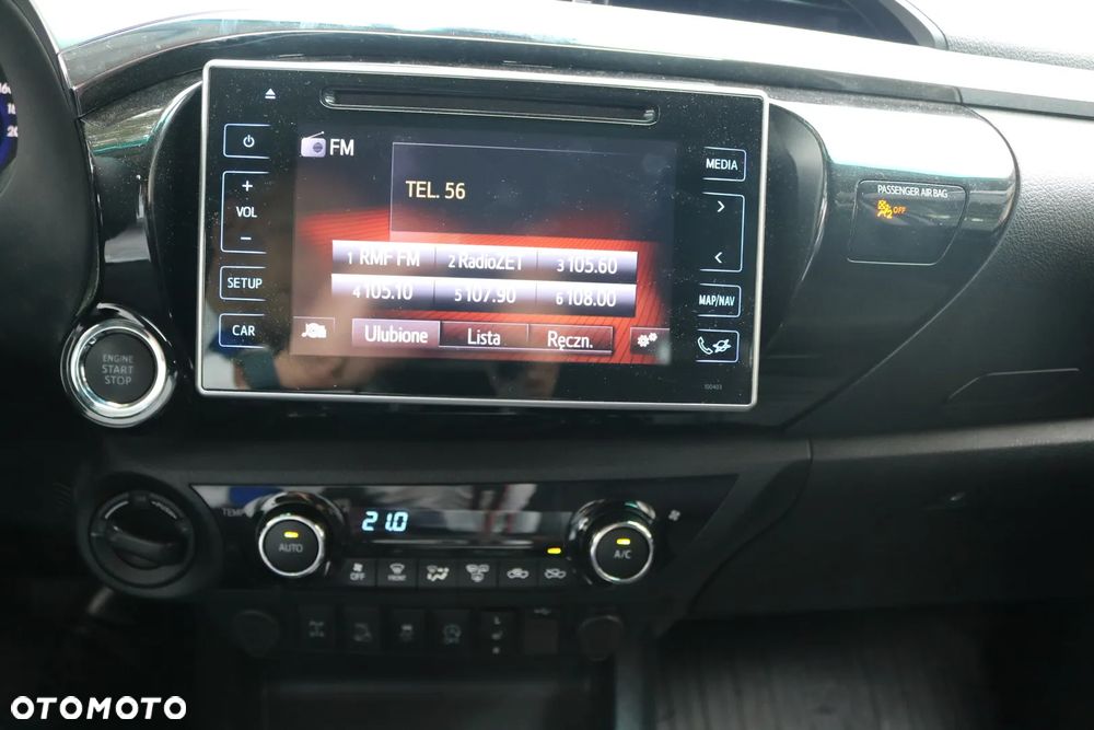 Toyota Hilux - 10