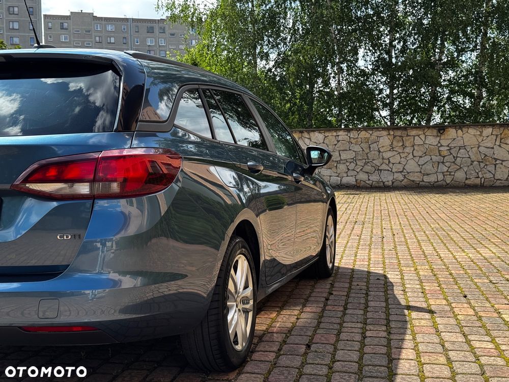 Opel Astra 1.6 CDTI Cosmo - 38