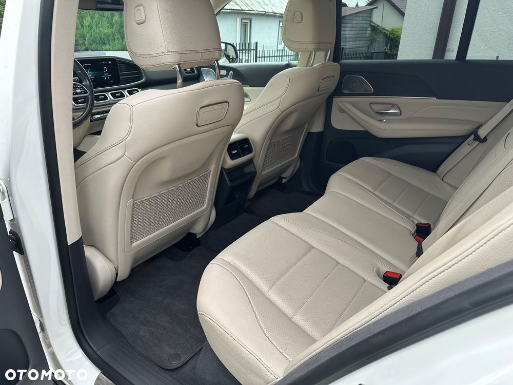 Mercedes-Benz GLE - 26