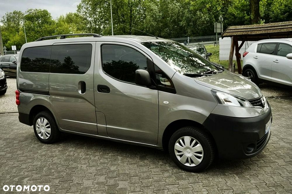 Nissan NV200 - 11