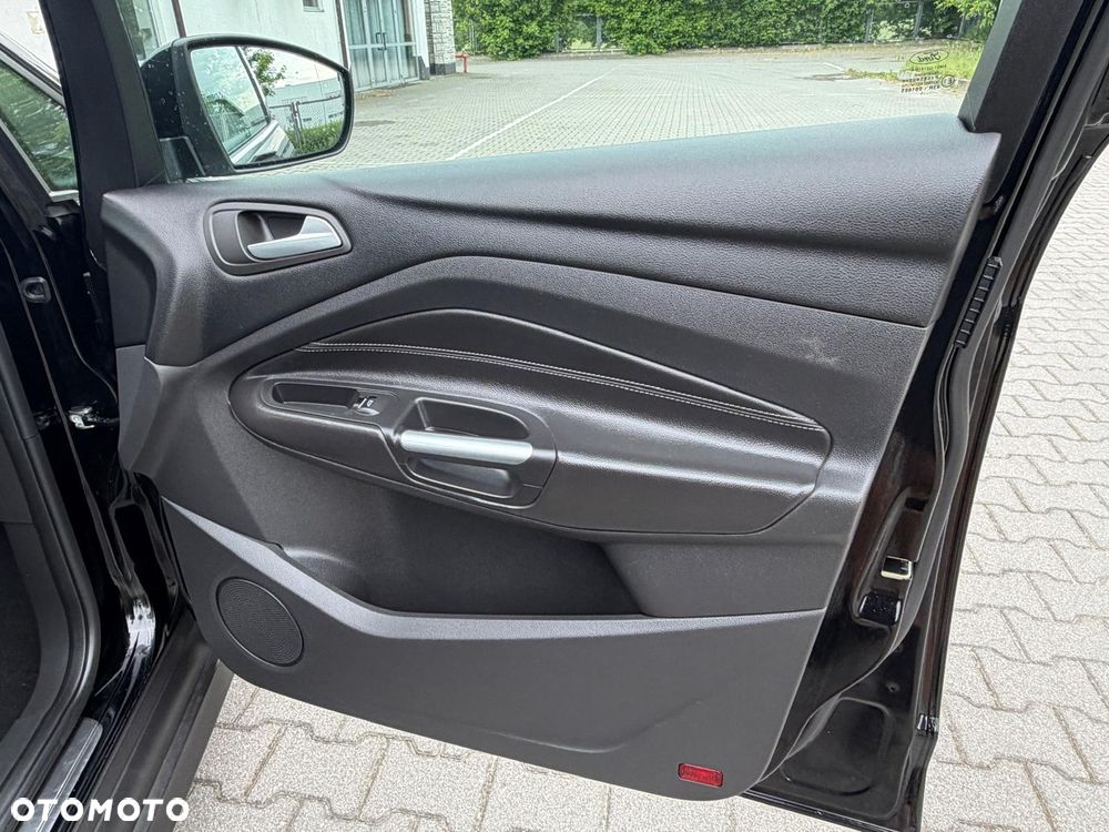 Ford C-MAX 1.5 TDCi Start-Stop-System Titanium - 26