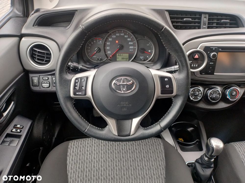 Toyota Yaris 1.33 VVT-i Comfort - 28