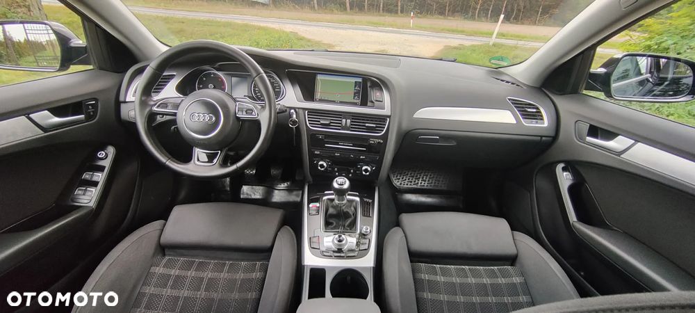 Audi A4 Avant 2.0 TDI DPF S line Sportpaket - 23