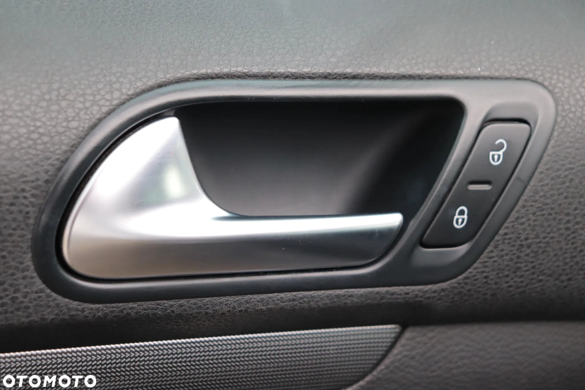 Volkswagen Golf - 20