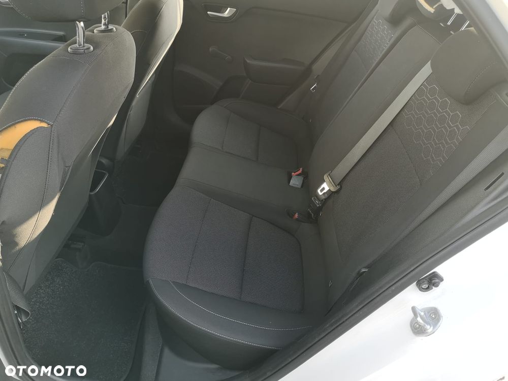 Kia Rio 1.4 crdi Business Line - 6