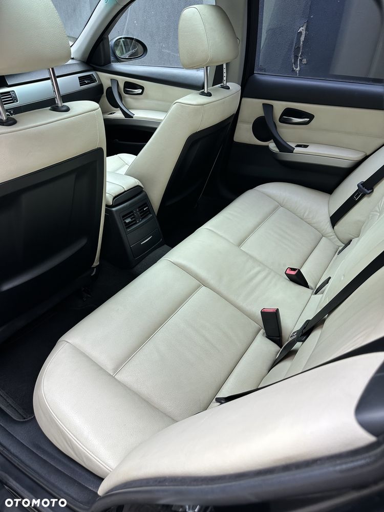 BMW Seria 3 - 24