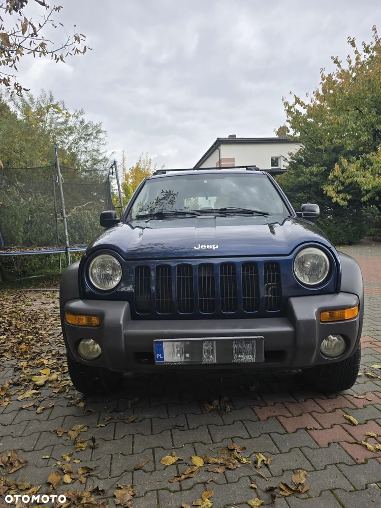 Jeep Cherokee - 4