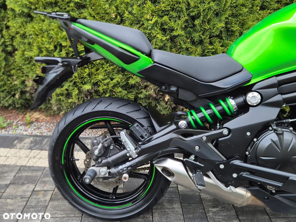 Kawasaki ER - 10
