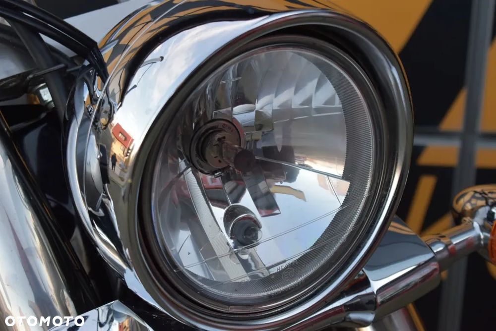 Suzuki VL 800 Volusia - Boulevard C50 - 40