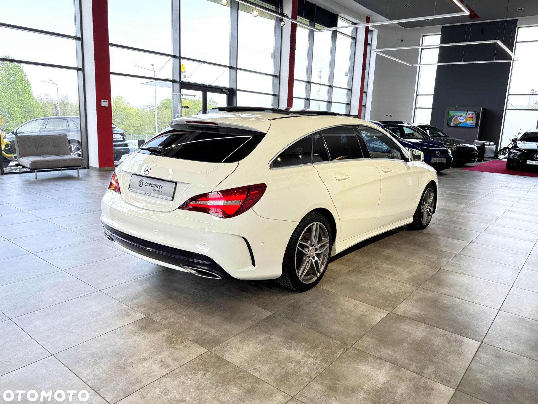 Mercedes-Benz CLA - 9