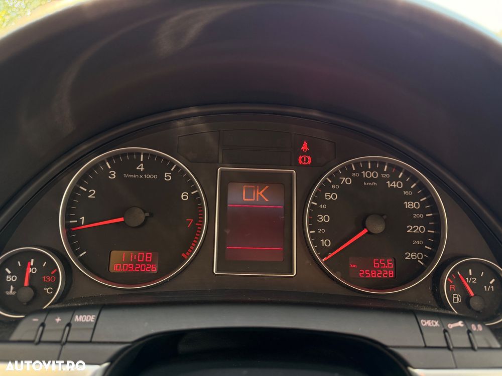 Audi A4 Limuzina 1.6 - 23
