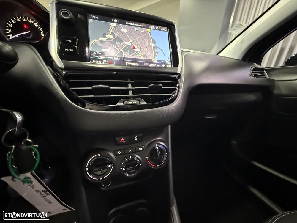 Peugeot 208 PureTech 82 Start & Stop Active - 14