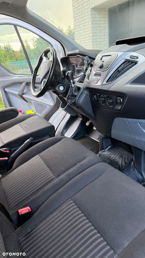 Ford Transit Custom - 12