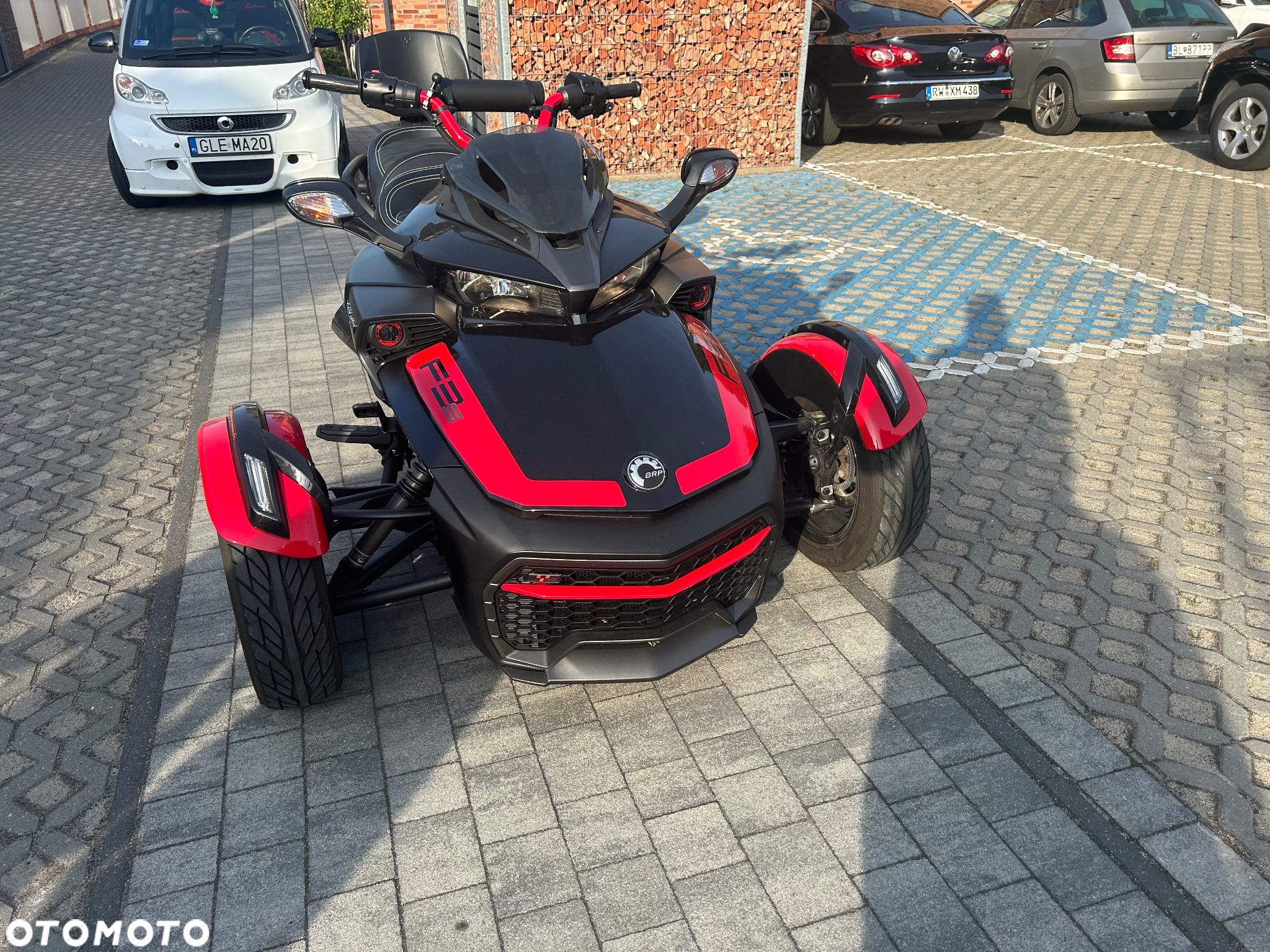 Can-Am Spyder - 36
