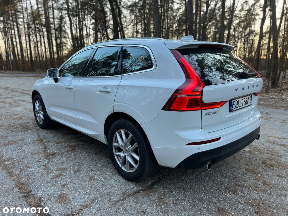 Volvo XC 60 B5 B AWD Geartronic Momentum Pro - 28