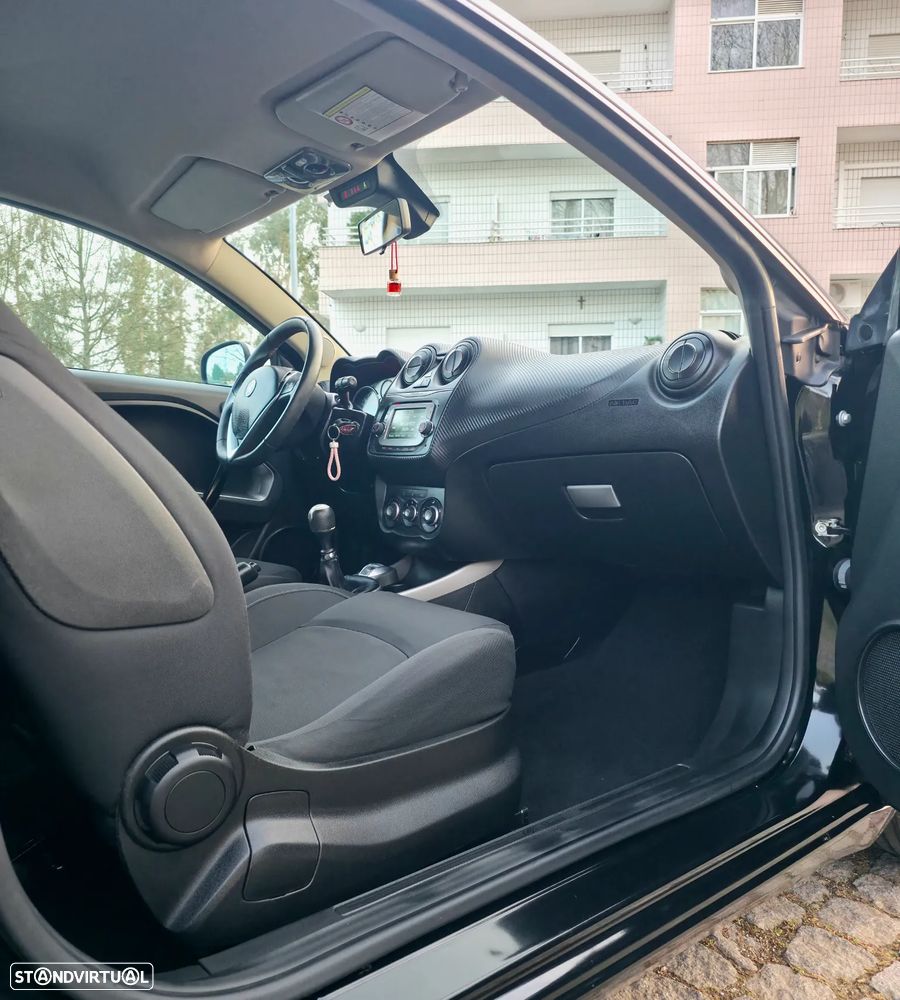 Alfa Romeo MiTo - 11