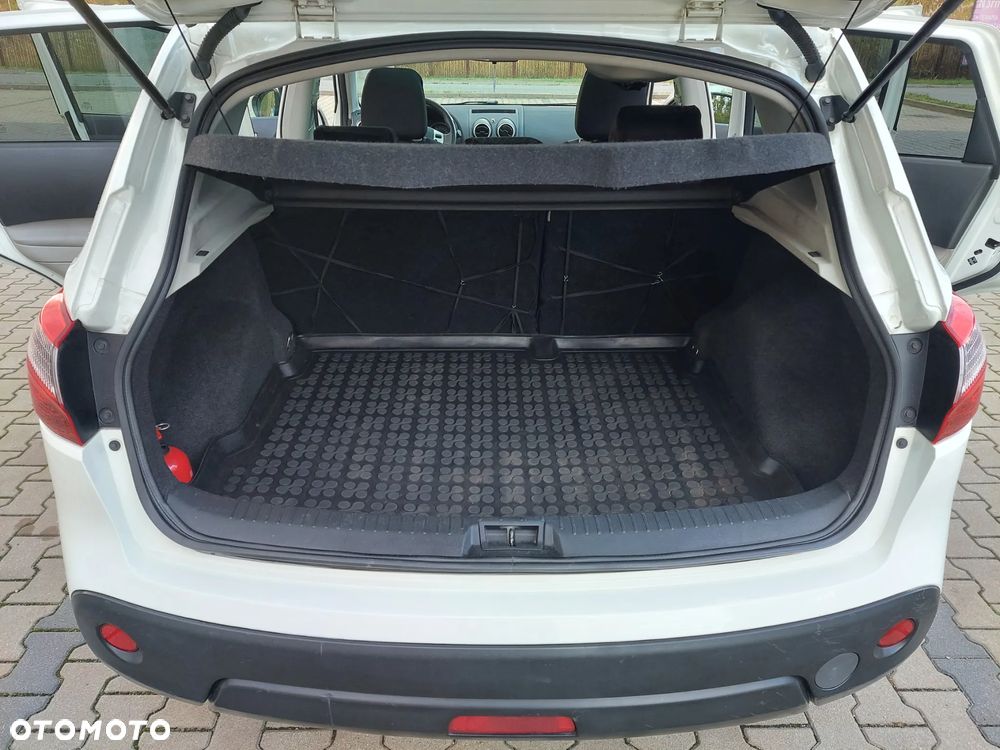 Nissan Qashqai 1.6 I-Way CVT - 6