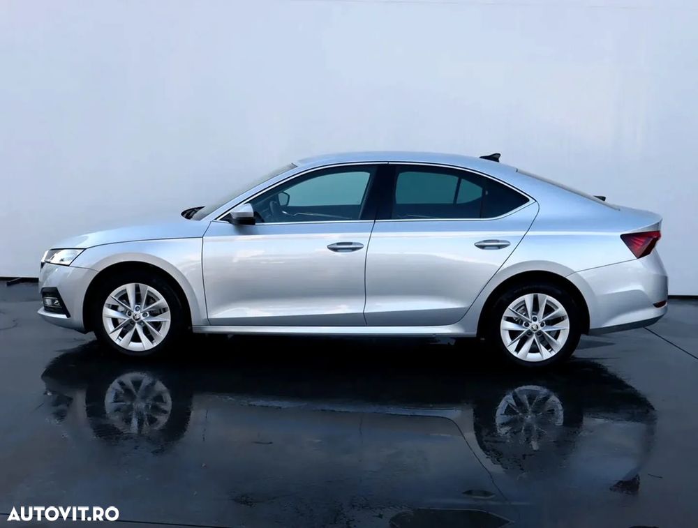 Skoda Octavia 2.0 TDI DSG Style - 2
