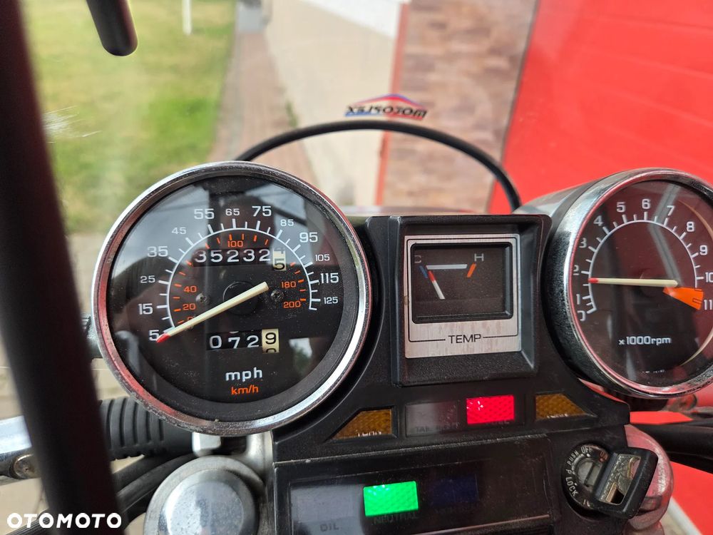Honda VF - 7