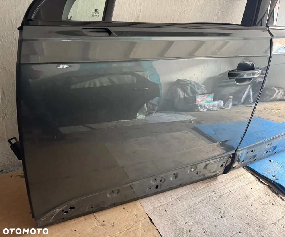 Audi Q7 4M drzwi przód tył lewe LZ7S - 2