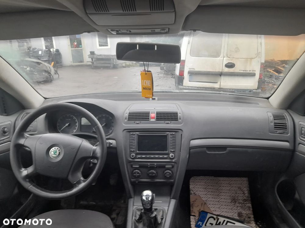 SKODA OCTAVIA II PULPIT DESKA ROZDZIELCZA KONSOLA - 1