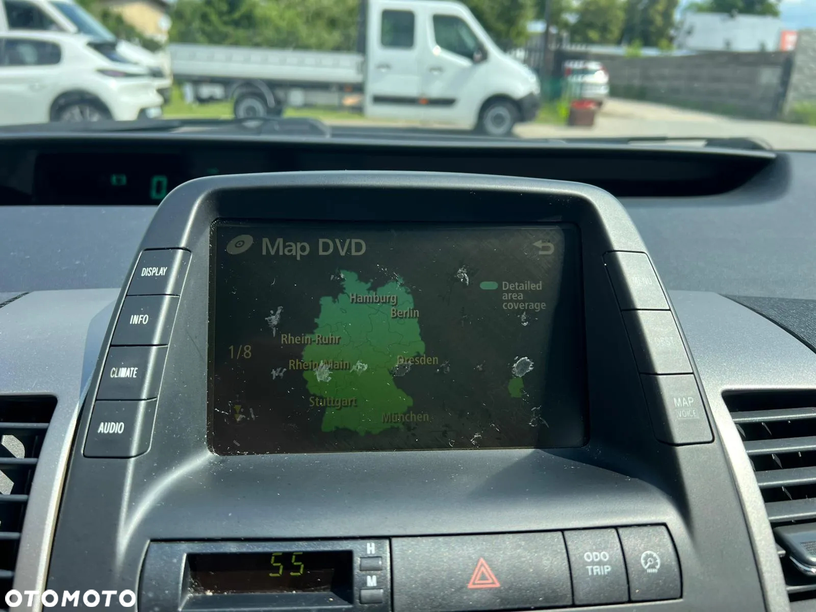 Toyota Prius (Hybrid) - 14