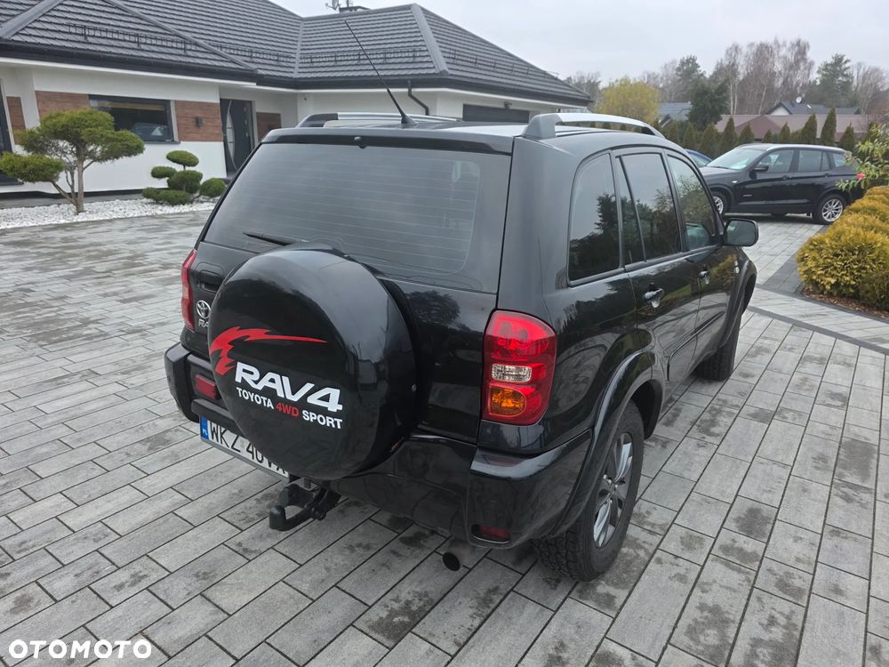 Toyota RAV4 2.0 D-4D 4x4 - 2