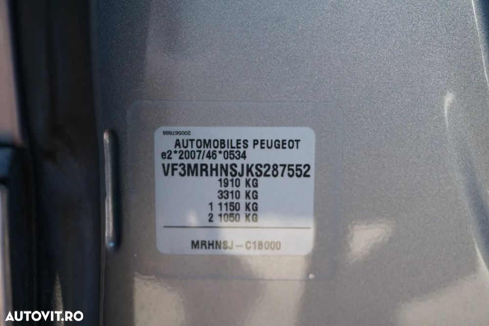 Peugeot 3008 PureTech 130 Stop & Start Active - 26