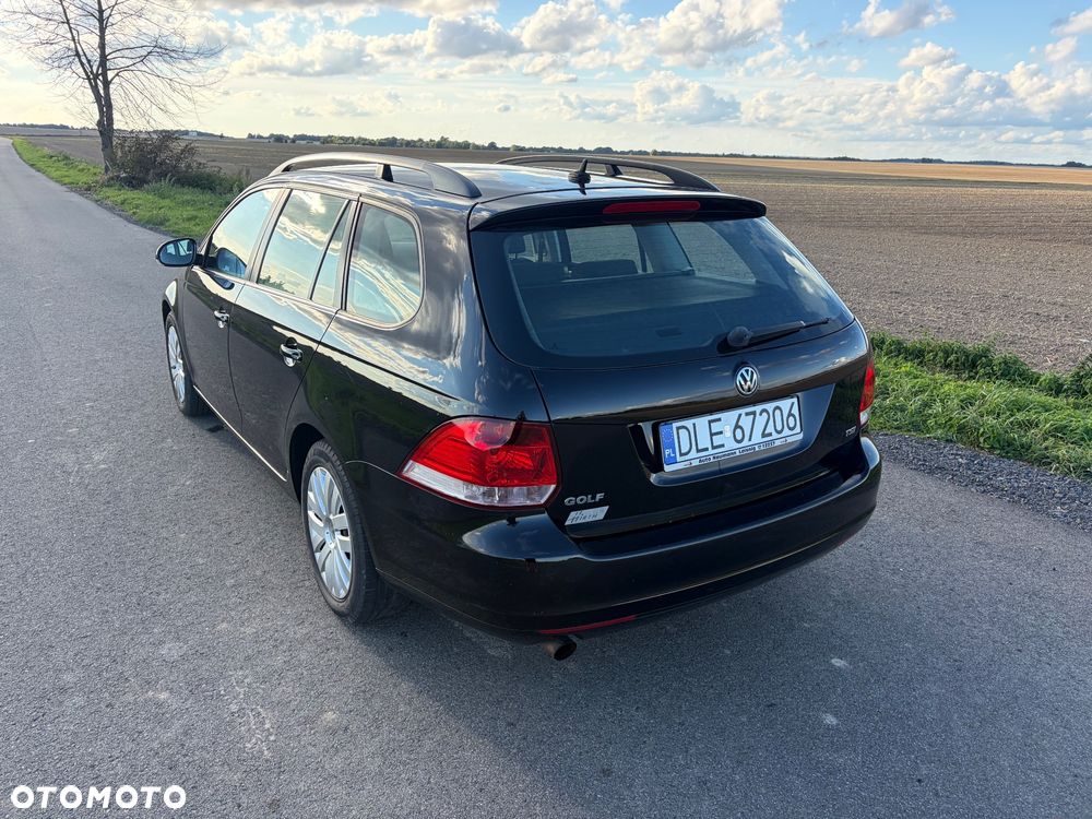 Volkswagen Golf - 6