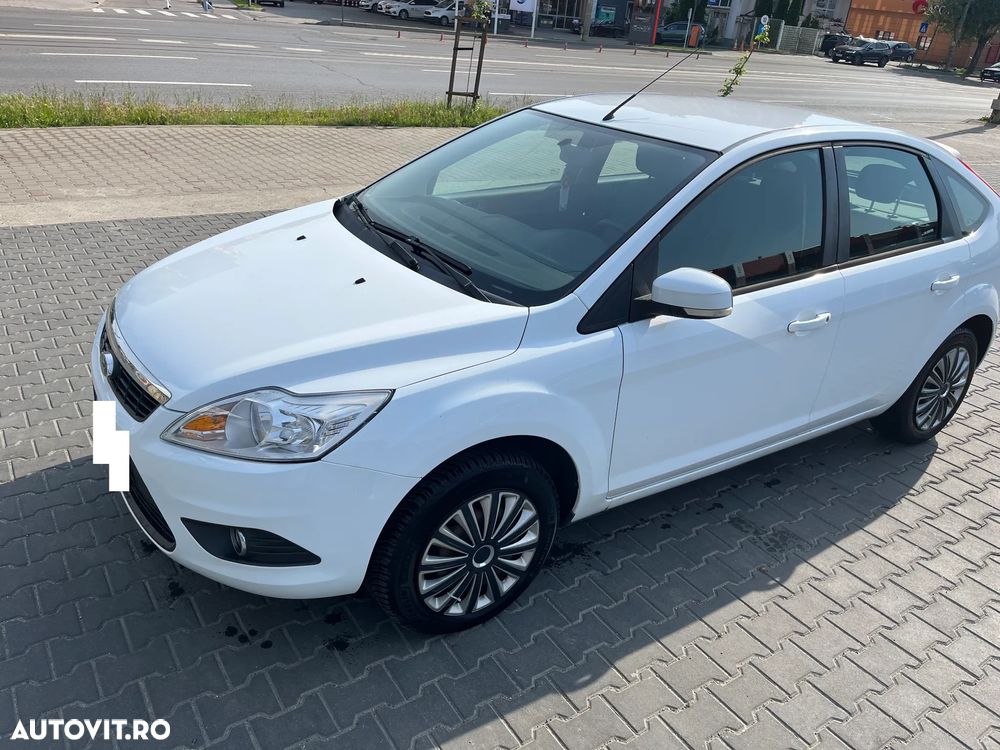 Ford Focus 1.4i Ambiente - 5