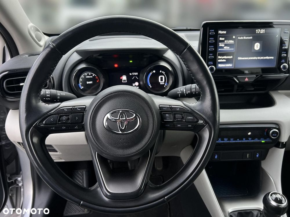 Toyota Yaris 1.5 Executive - 19