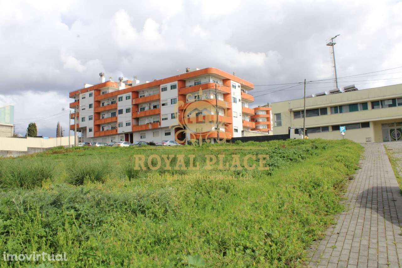 Lote para construção em Paços de Brandão - Grande imagem: 3/11