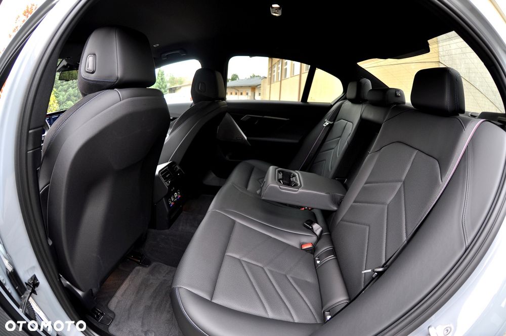 BMW Seria 5 530e - 17