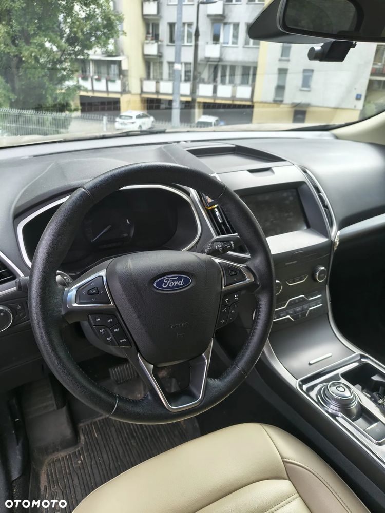 Ford Edge - 13